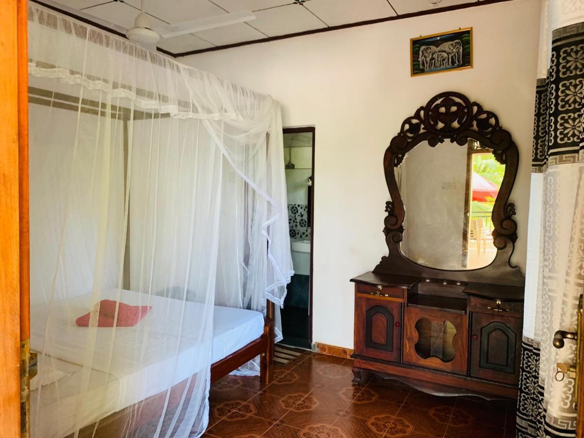 Kawshan Home Stay Dikwella Exterior foto