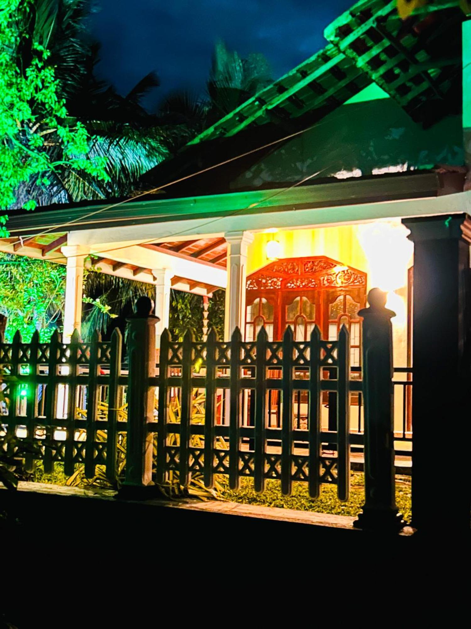 Kawshan Home Stay Dikwella Exterior foto