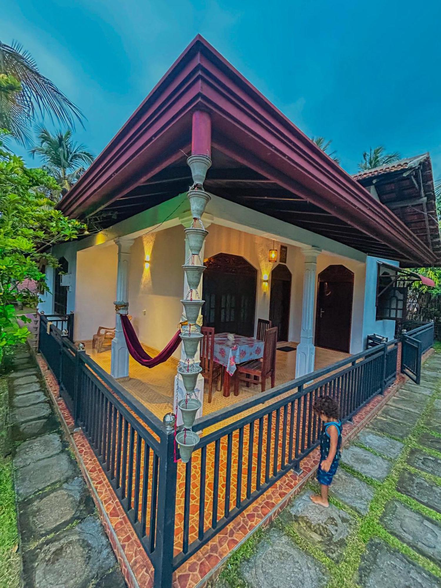 Kawshan Home Stay Dikwella Exterior foto